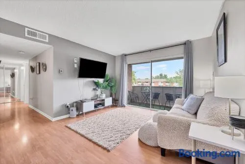 Boulder Basecamp - Cozy 2BR Near Trails & Town - Image 1