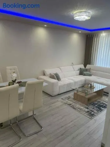 2 Bedroom apartment - Image 1