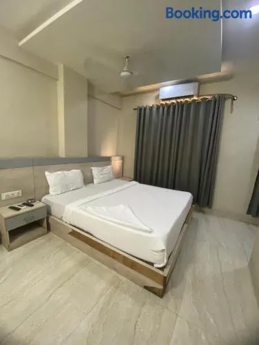 Hotel Bhiwandi Palace Highway - Image 1