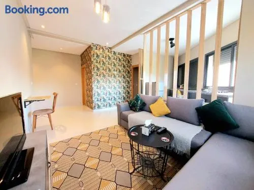 Beautiful apartment next to airport Mohamed V - Image 1