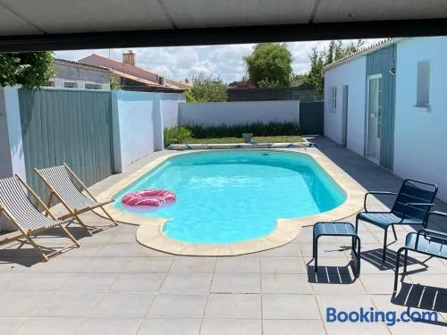 Maison 4 chambres avec piscine - Image 1