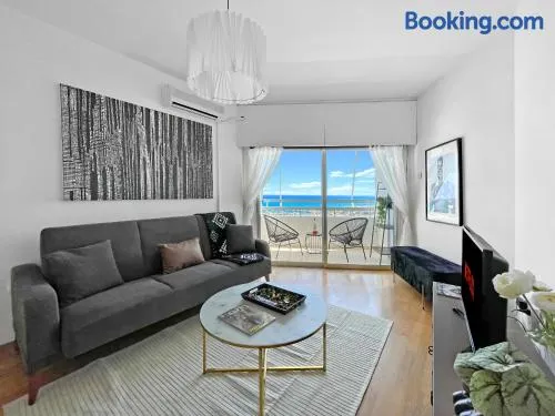 1BR Seafront Apt with community pool - Image 1