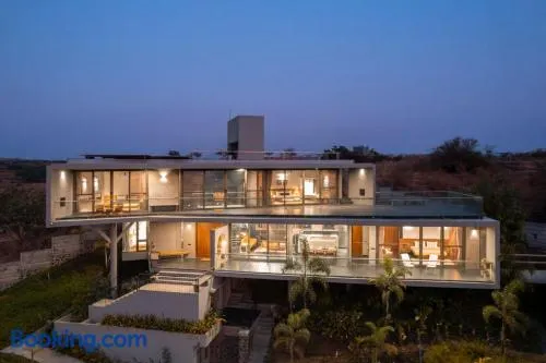 SaffronStays Dhruva by Lake Beale - Image 1