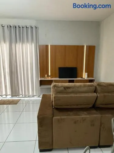 Casa Familiar - Image 1