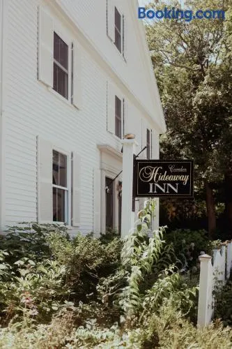 Hideaway Inn Maine - Image 1
