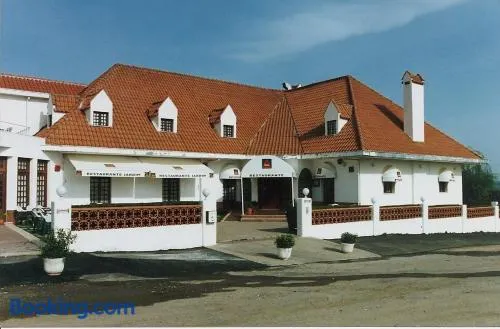 Hotel Jardim - Image 1