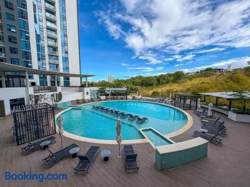 Apartment with air conditioning and 20 minutes from the airport - Image 1