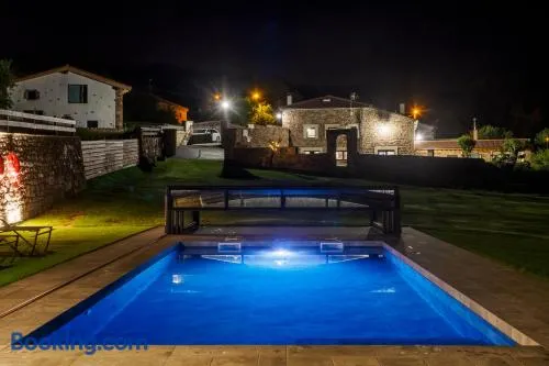 La Casa De Los Pedros - Image 1