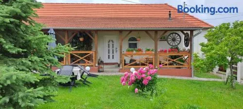 Dom Manipura-zatrzymaj się i odpocznij w ciszy i zieleni - Image 1