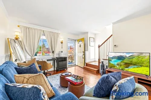 Book Now!- Fenced Yard - BBQ Grill & 4 Tvs -Luxury Getaway -Floyd's Freedom- - Image 1