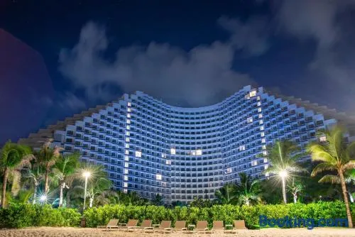 Modern Beach Apartment - Arena Resort Cam Ranh - Image 1