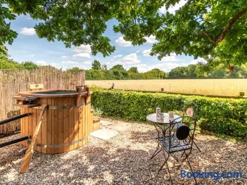 1 Bed in Ipswich oc-86650 - Image 1