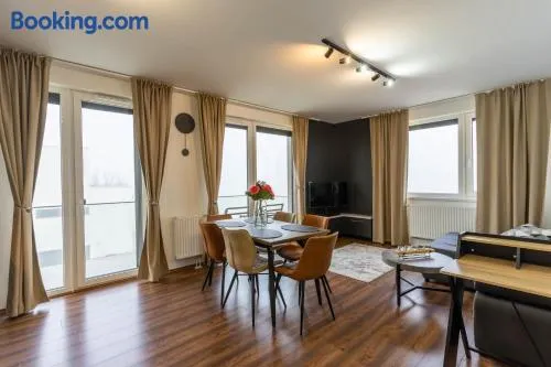 LakeView Apartment 305 Beachfront - Image 1