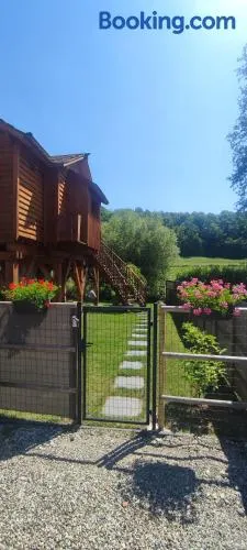 Cabane romantique avec spa privatif insolite en Alsace - Image 1