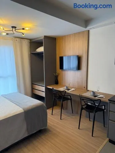 Studio aconchegante, moderno e completo - Image 1