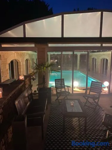Villa & Spa dans le Périgord - Image 1
