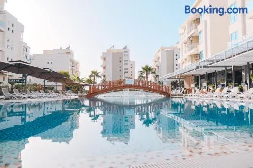 Ledina Hotel - Image 1