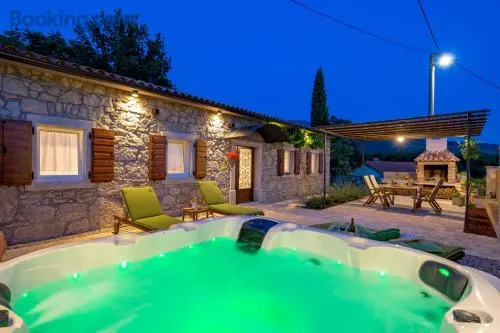 Villa Aurania - Image 1