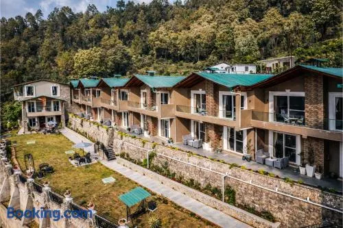 amã Stays & Trails - Aryananda Villas, Dhari , Nainital - Image 1