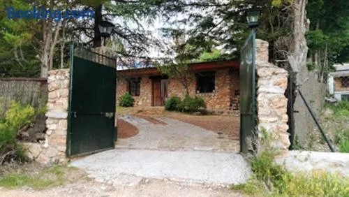 La Cabaña de Piedra - Image 1