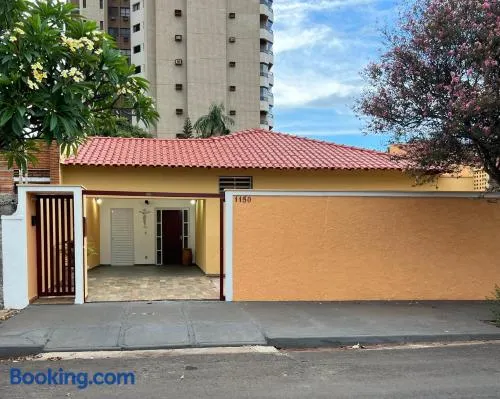 Casa da Vó Loy e seu espaço verde - Image 1