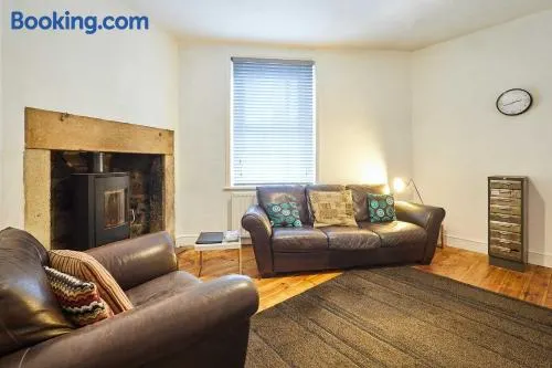 Host & Stay - The Reading Room - Image 1