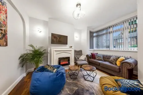 Stunning house - Image 1