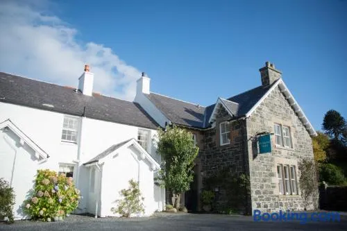 Bridgend Hotel - Image 1