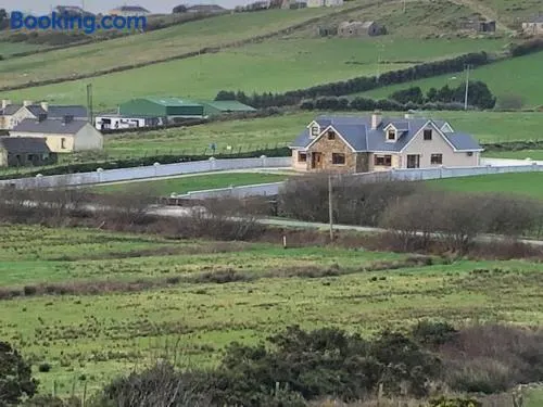 Beautiful Home on Lake Carrowmore - Image 1