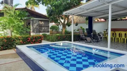 Casa vacacional con Jacuzzi privado y BBQ - Image 1