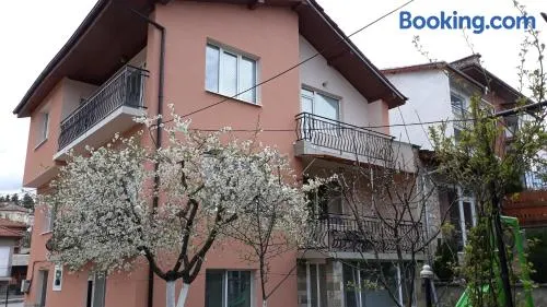 Вила Багрянови - Image 1