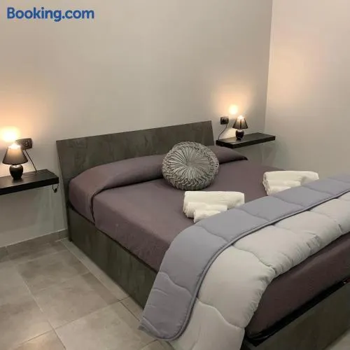 miris apartment fast comfortable naples airport capodichino 25 minutes walk self check-in - Image 1