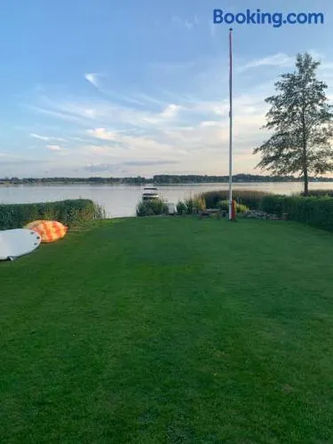 Huset ved søen tæt på Herning og MCH og boxen 90 m2 - Image 1