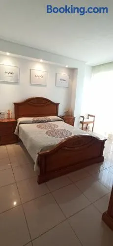 Apartamentos Edificio Aguilas - Image 1