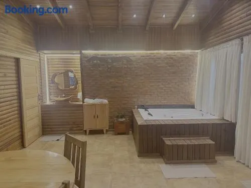 Cabana com Hidro, Lareira e Piscina Privativa - Image 1