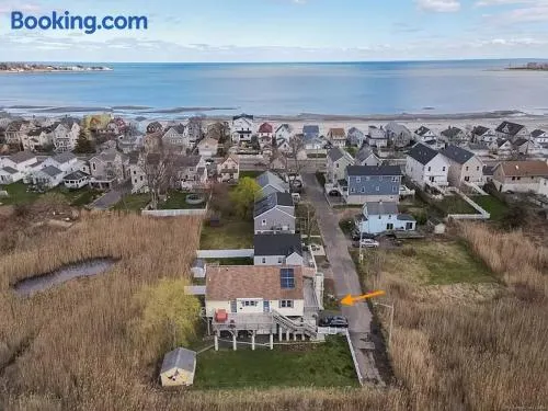 Stunning Sunsets & Coastal Charm - Image 1