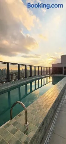 GRU SKY Studio, Novo, Alto Padrão, Self Check-in, Rooftop, a 10 minutos do aeroporto - Image 1