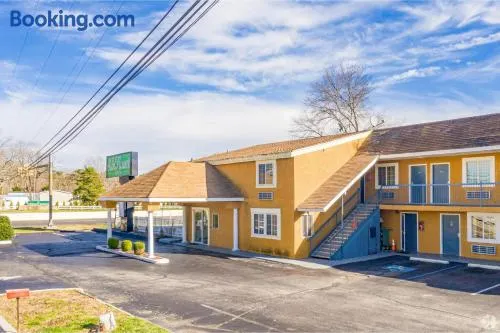 Sunflower Inn Atlantic City Absecon - Image 1
