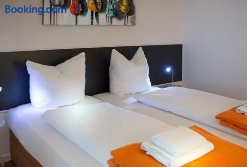 H&H Studio-Apartments im Zentrum jedes Apartment mit Küchenzeilen - 24h Check In - Image 1