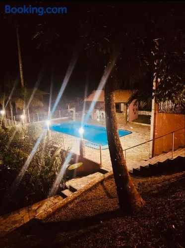 Recanto São Pedro chácara com piscina na Rota do Vinho - Image 1