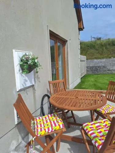 SANDYS SHORE APARTMENT - Image 1