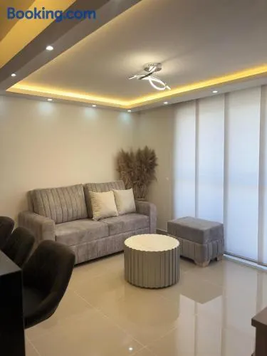Apartamento Amoblado de Lujo en Neiva Conjunto Goya - Image 1
