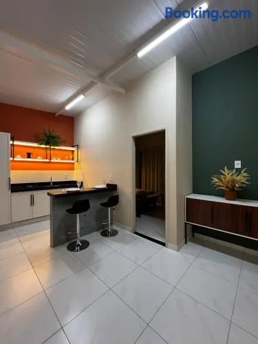 Loft Sulfurosa - 800m do Parque das Águas - Image 1