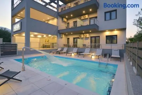 Mak Apartments - Image 1