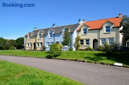 Craobh Marina Cottages - Image 1