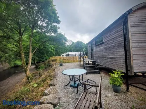 Jack's Shepherd Hut - Image 1
