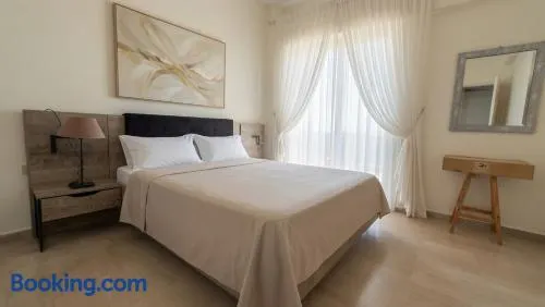 Kineta Prime Suites No3 - Image 1