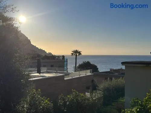 Petite Villa Eze Bord de Mer - Image 1