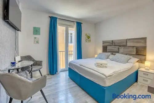 Guest House Arsenal Accommodation - Image 1