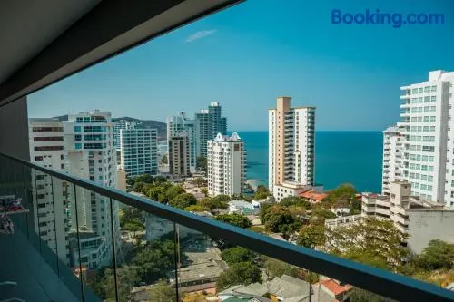 Lindo Apartamento en rodadero sur - Image 1
